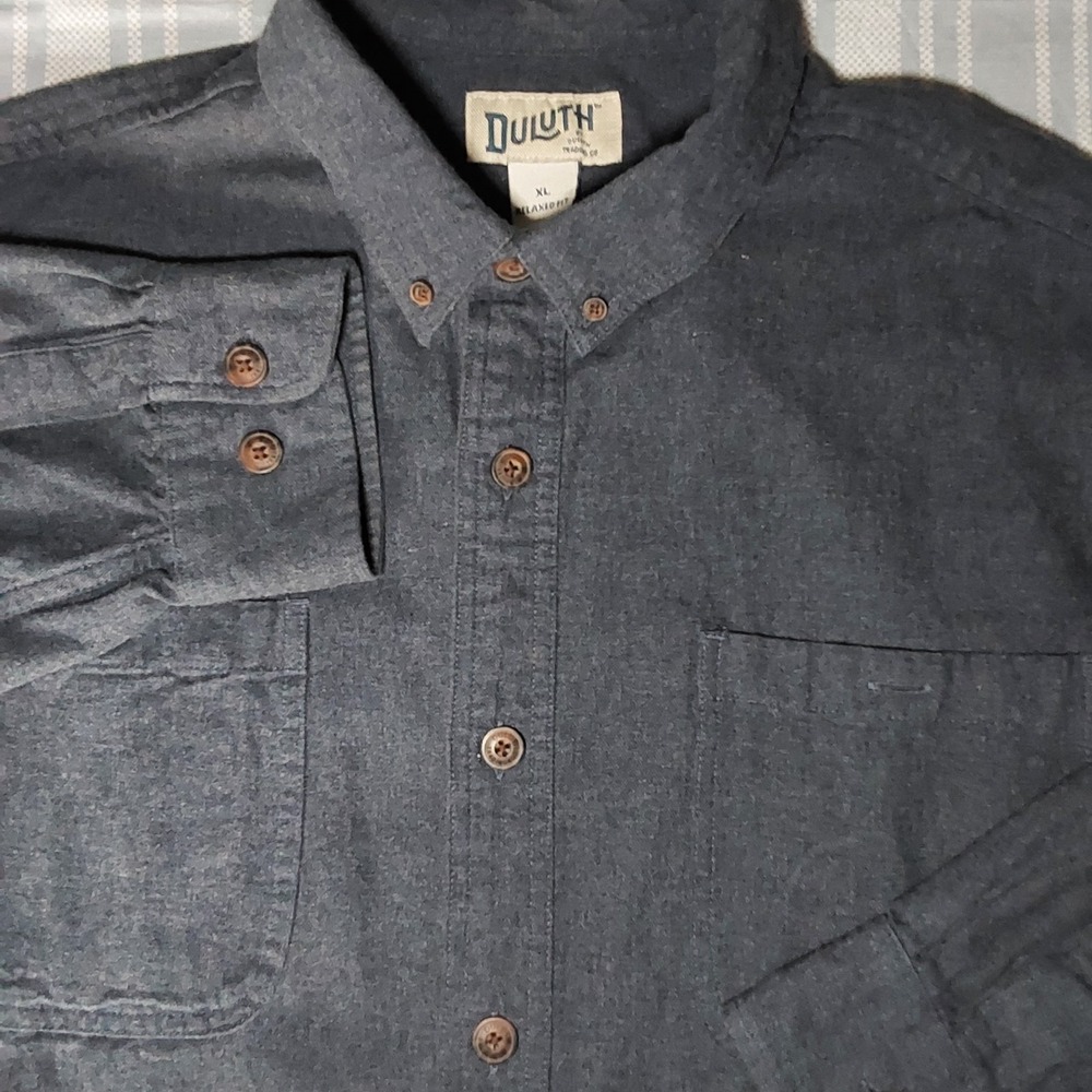 Duluth Trading Co Shirt Men's XL Flannel Heavyweight Navy Blue Relaxed‎ Fit